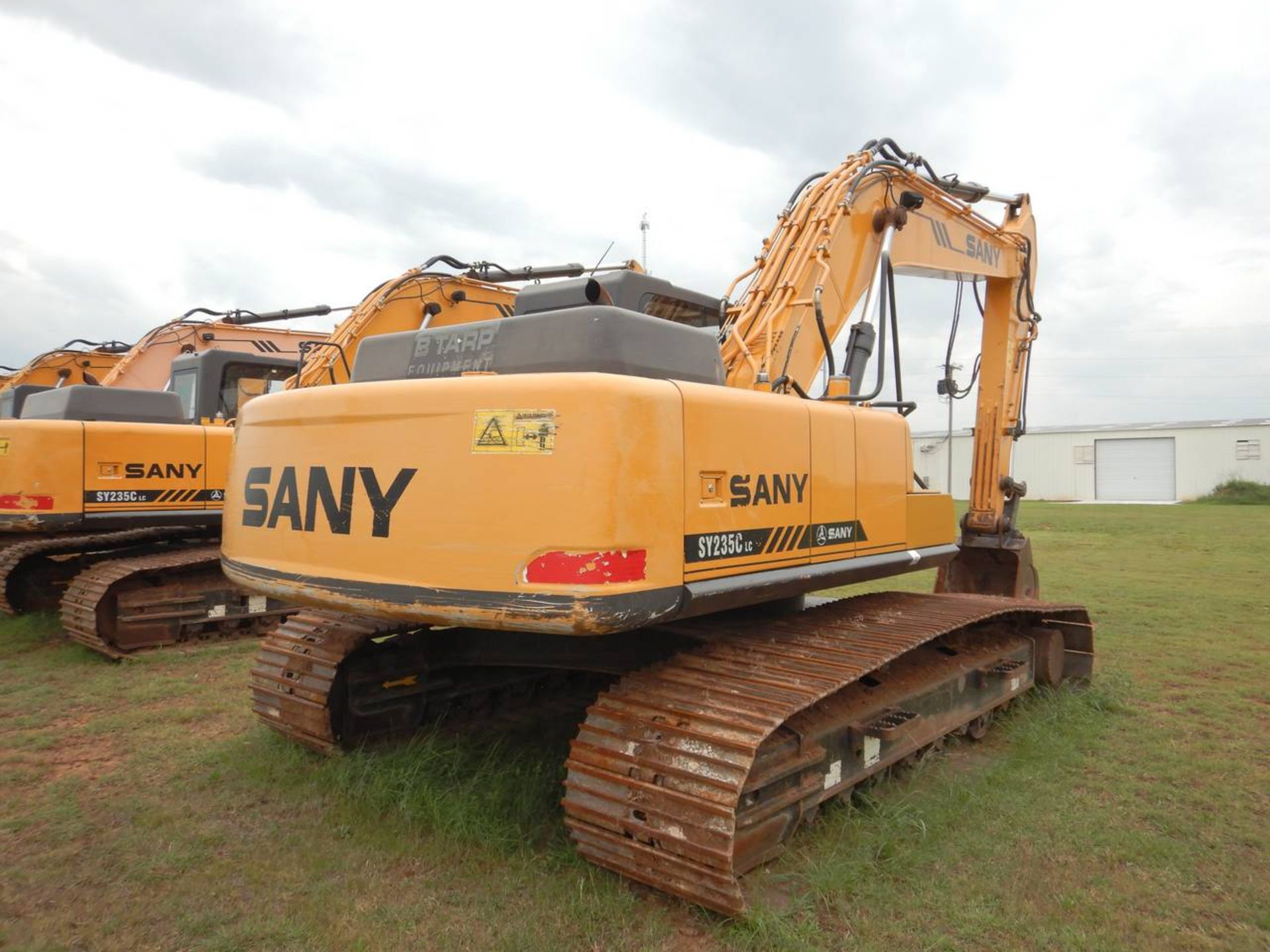 2015 SANY SY235C Excavator - Image 3 of 17