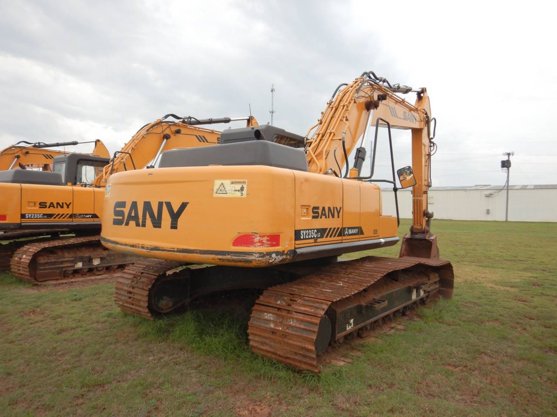 2016 SANY SY235C Excavator - Image 3 of 17