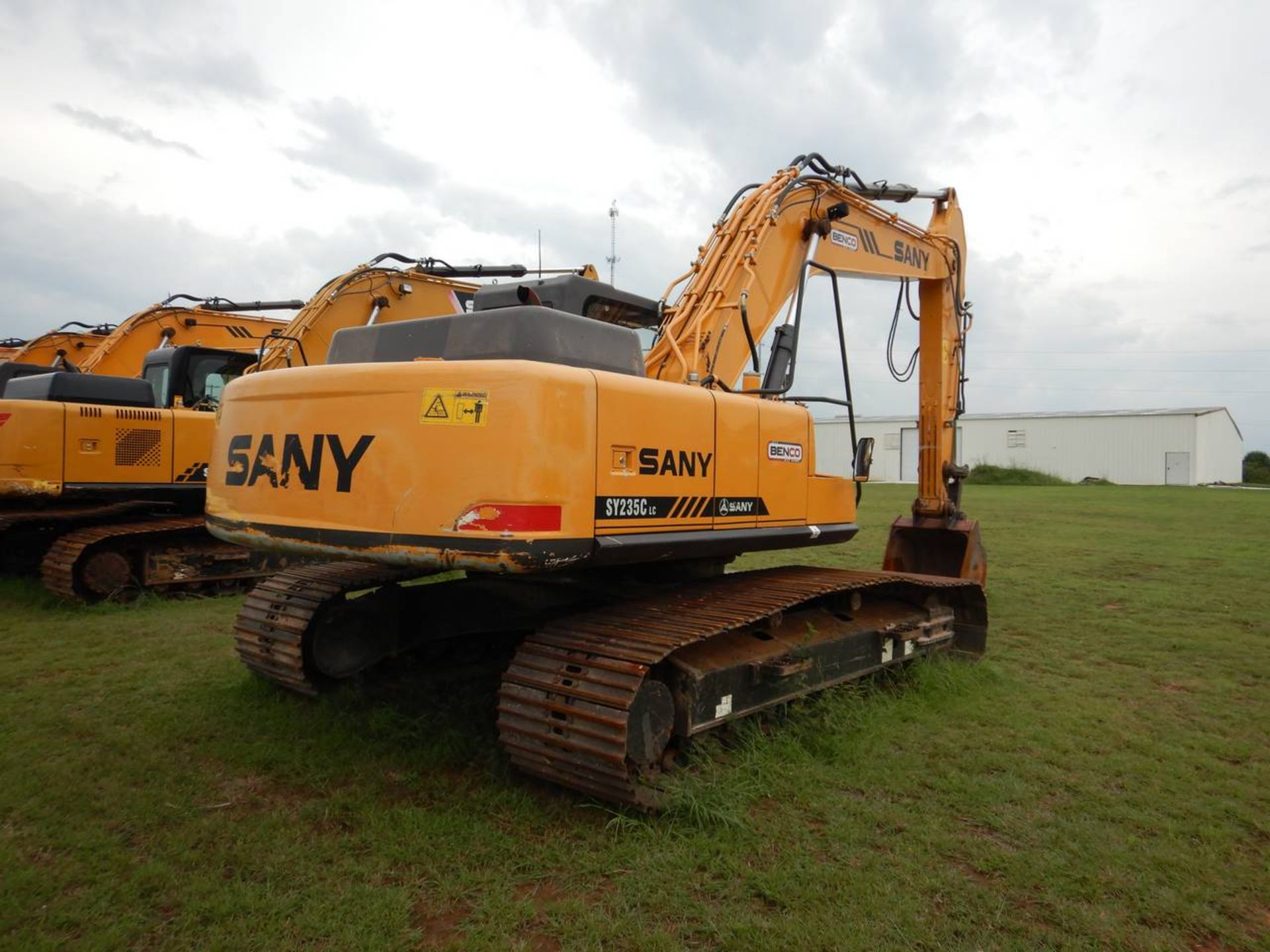 2016 SANY SY235C Excavator - Image 3 of 16