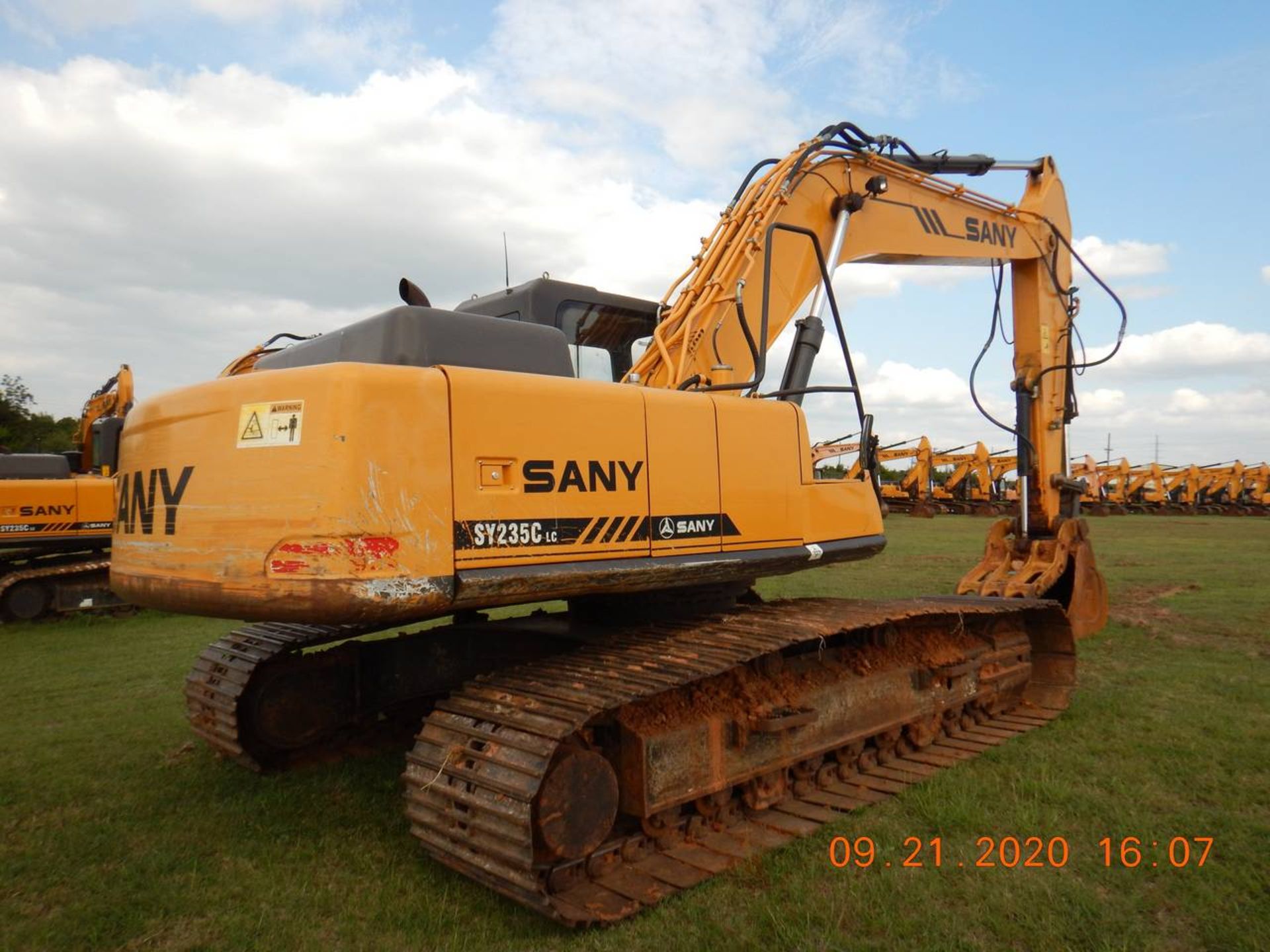 2016 SANY SY235C Excavator - Image 3 of 19