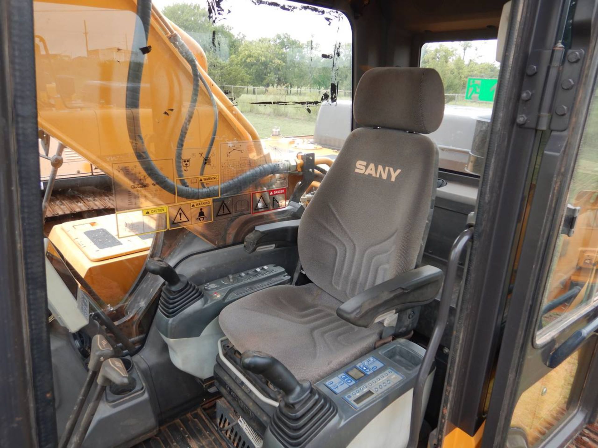 2016 SANY SY235C Excavator - Image 12 of 17