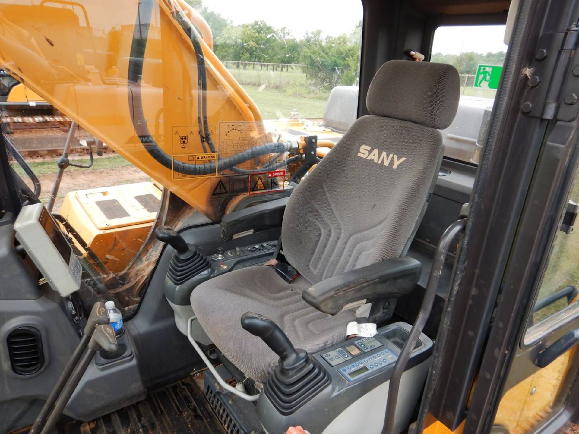 2016 SANY SY235C Excavator - Image 12 of 17