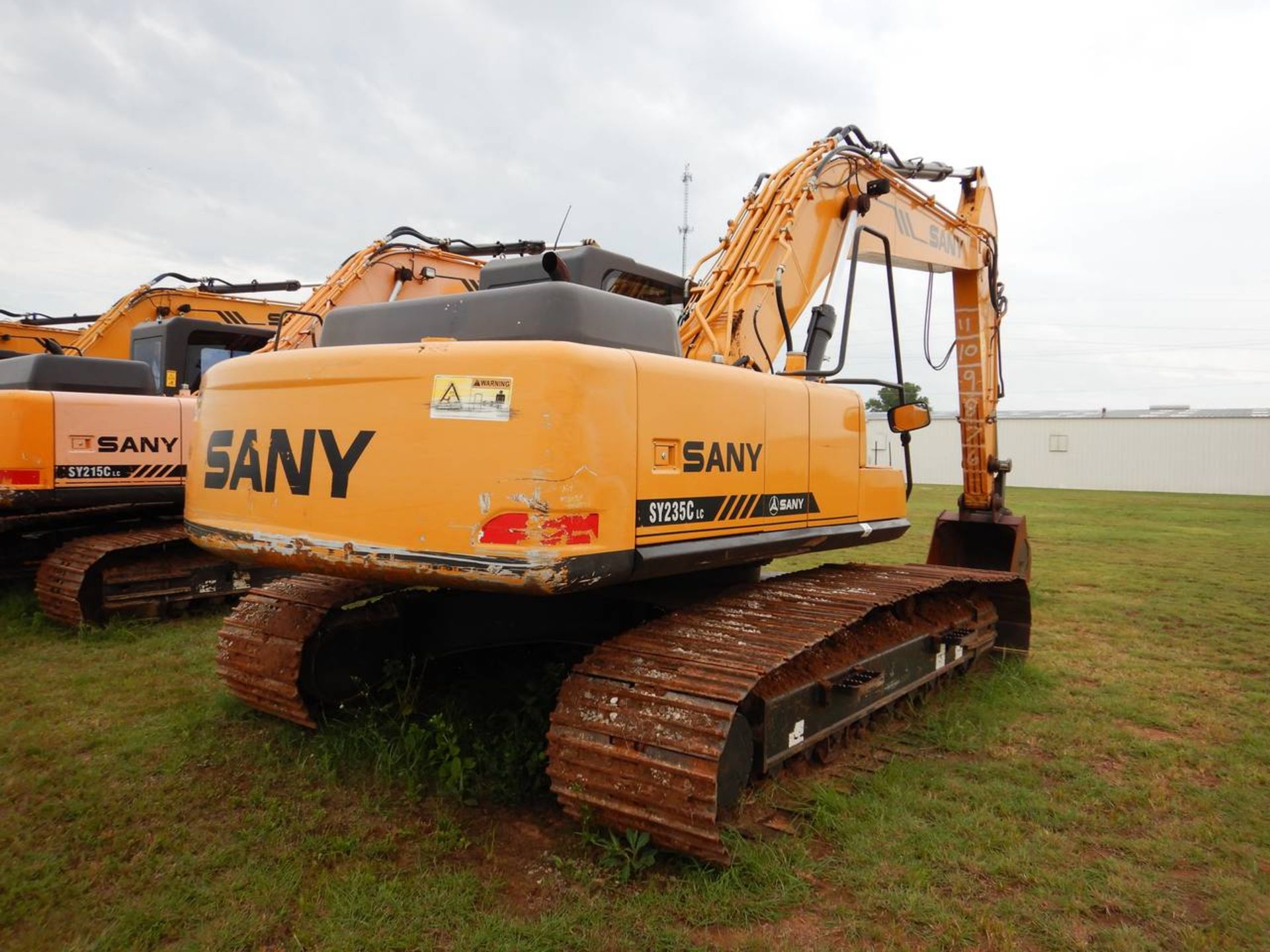 2016 SANY SY235C Excavator - Image 3 of 17