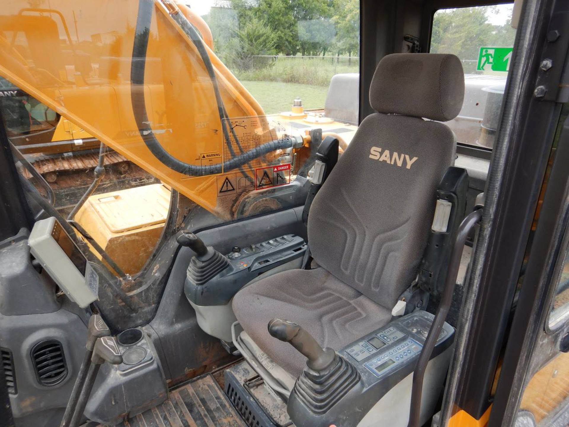 2015 SANY SY235C Excavator - Image 12 of 17