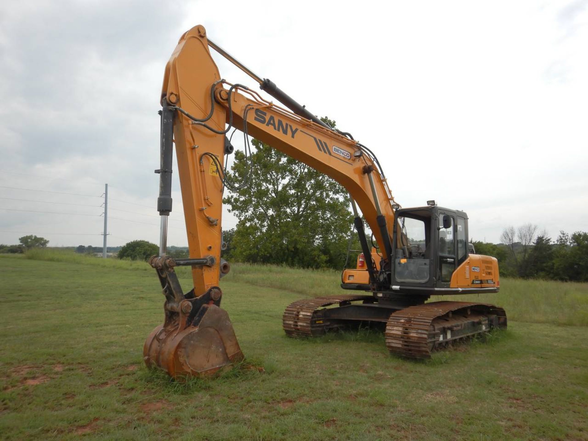 2016 SANY SY235C Excavator