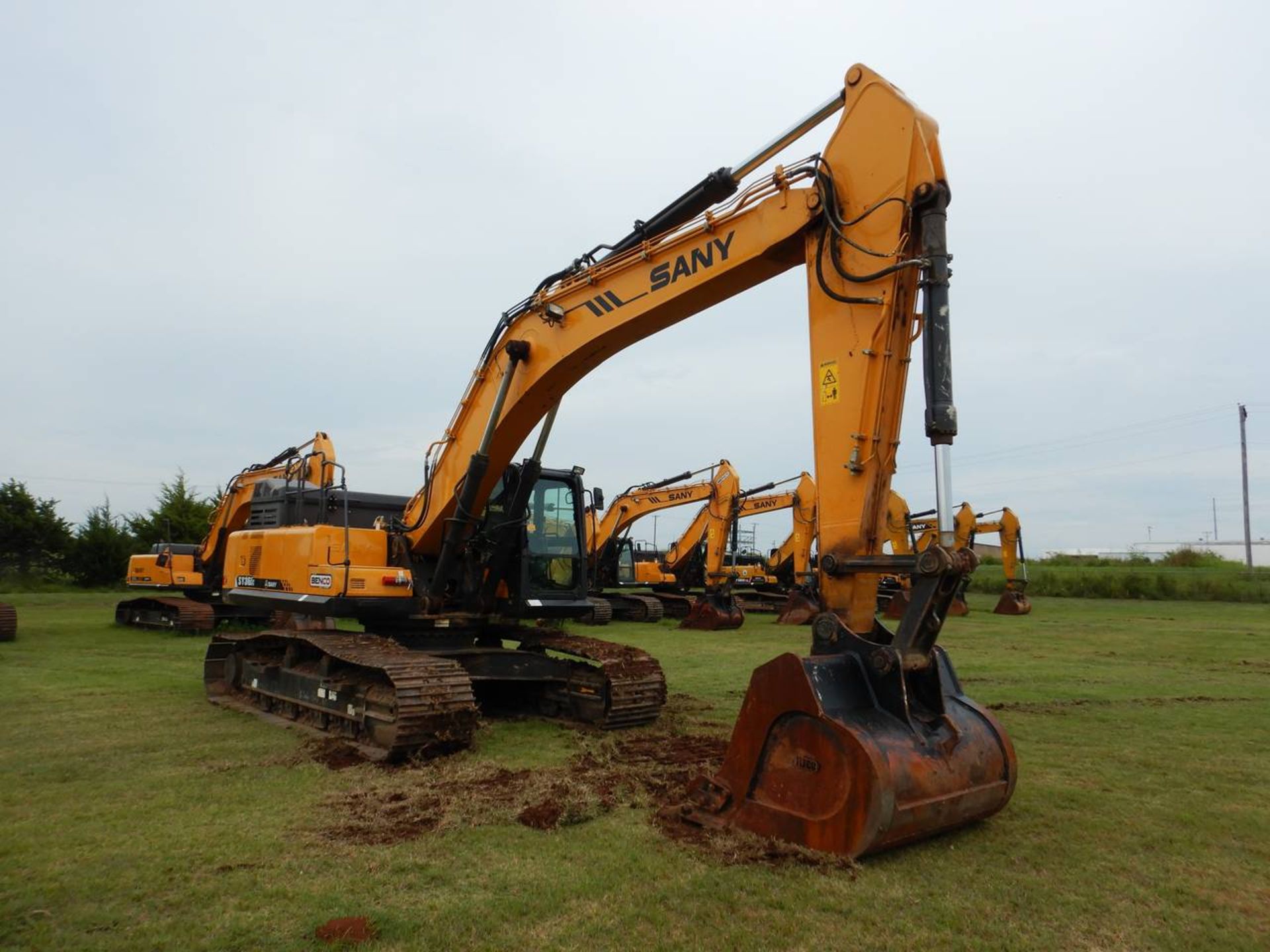 2016 SANY SY365C Excavator - Image 5 of 18