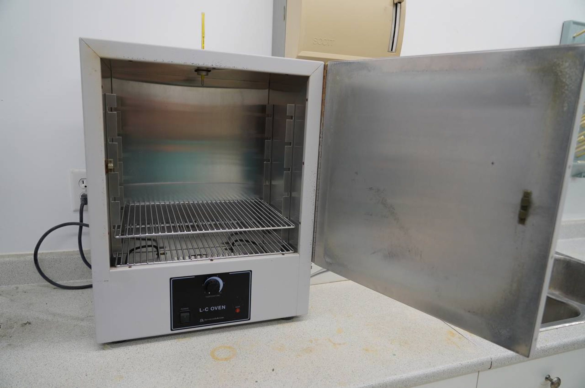 Barnstead International 3511-1Q Gravity Convection L-C Oven - Image 2 of 4