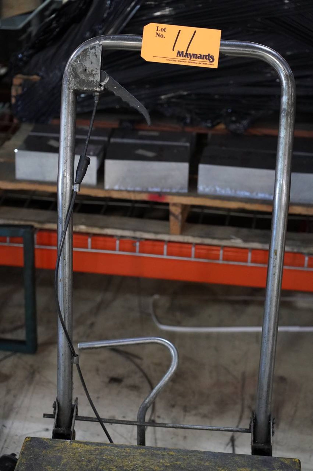 Hydraulic Scissor Lift Table - Image 3 of 3