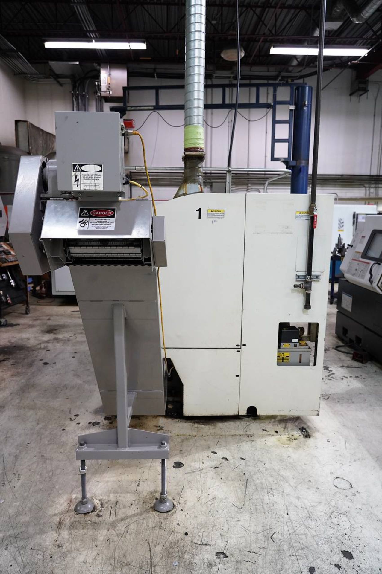 Okuma Crown L1060 CNC Turning Center Max. Swing Over Bed: 21.65", Max. Swing Over Cross Slide: 15. - Image 2 of 13