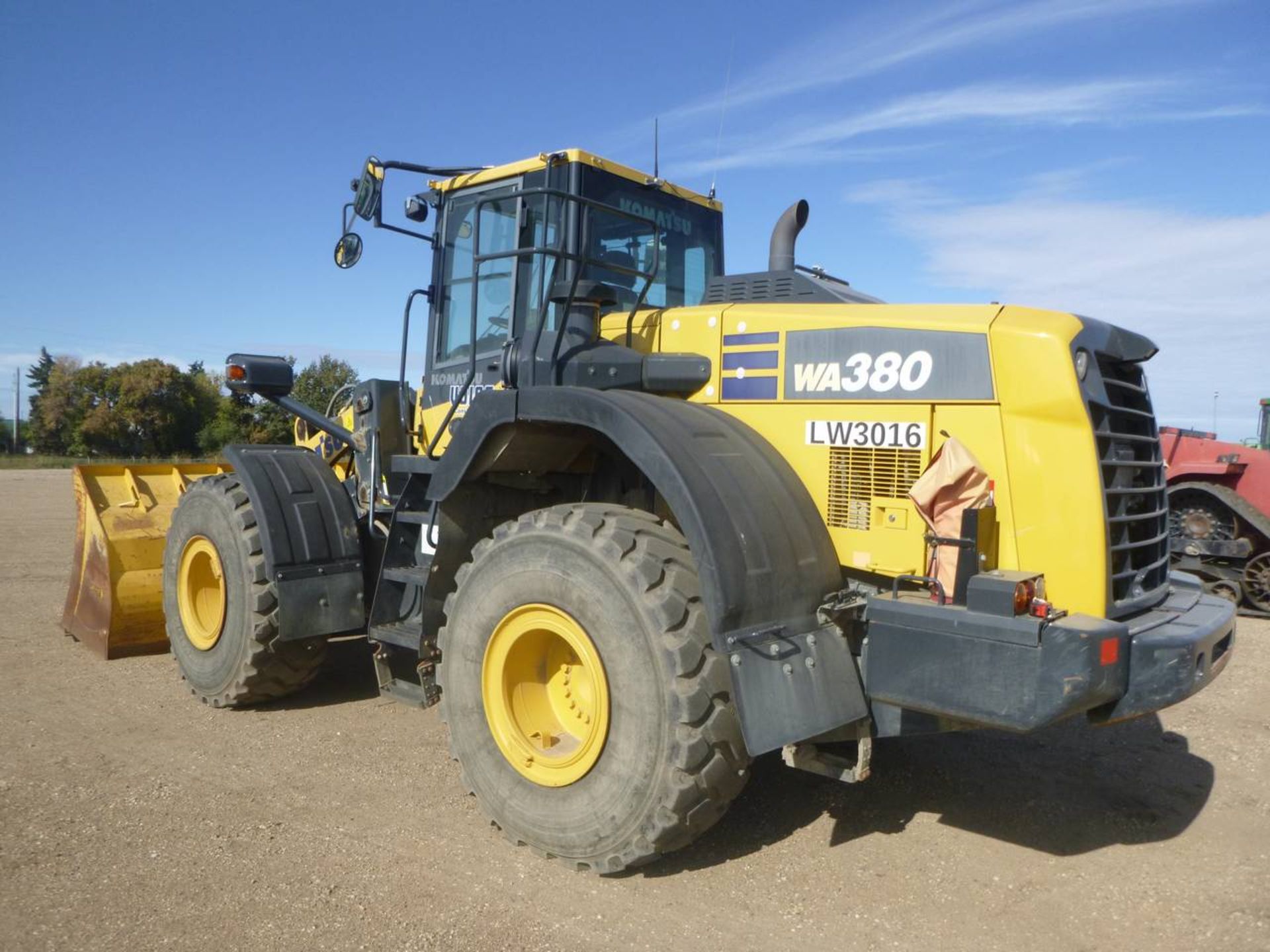 2016 Komatsu WA380-8 Front End Loader - Image 6 of 10