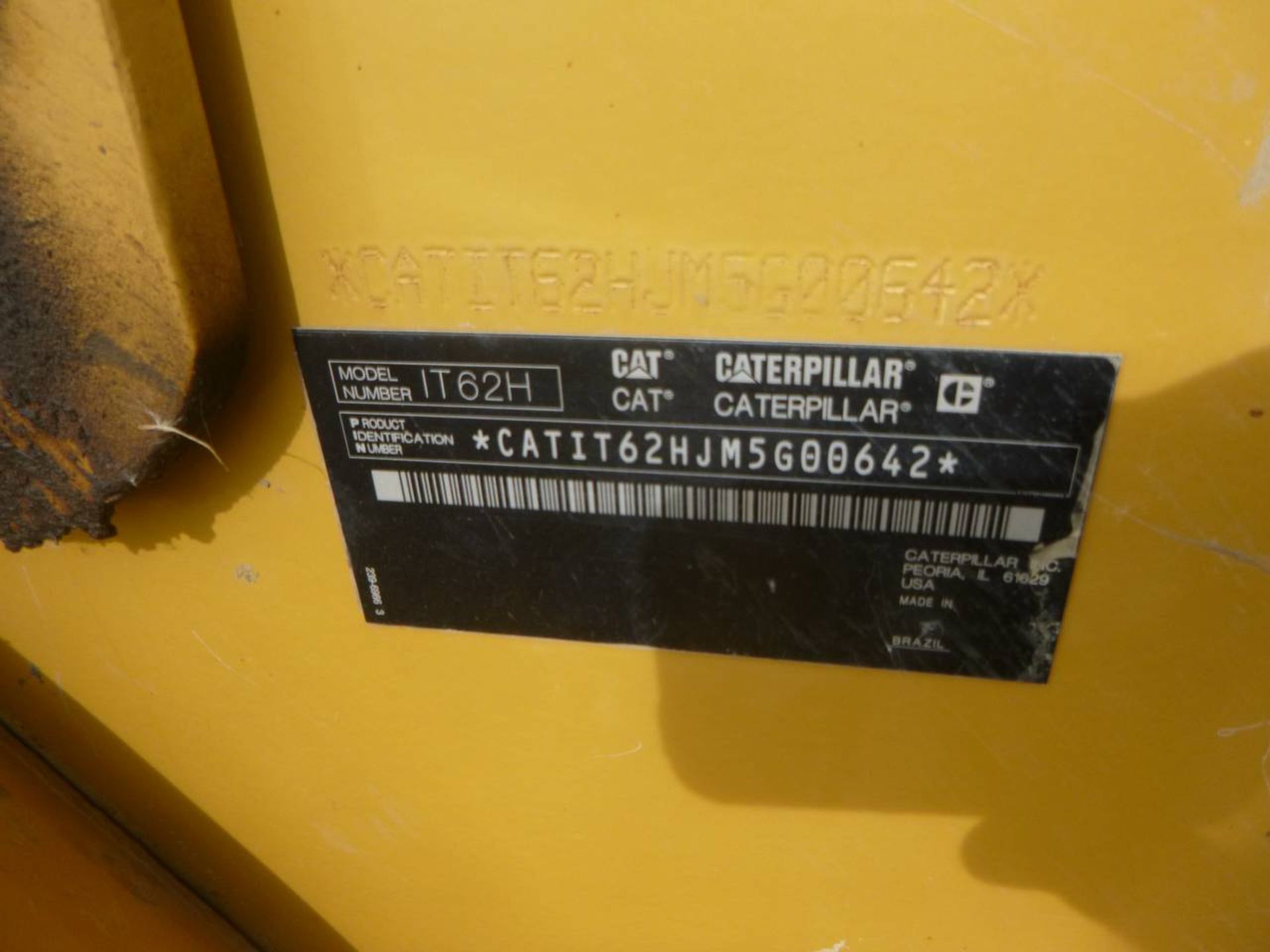 2011 Caterpillar IT62H Front End Loader - Image 6 of 8