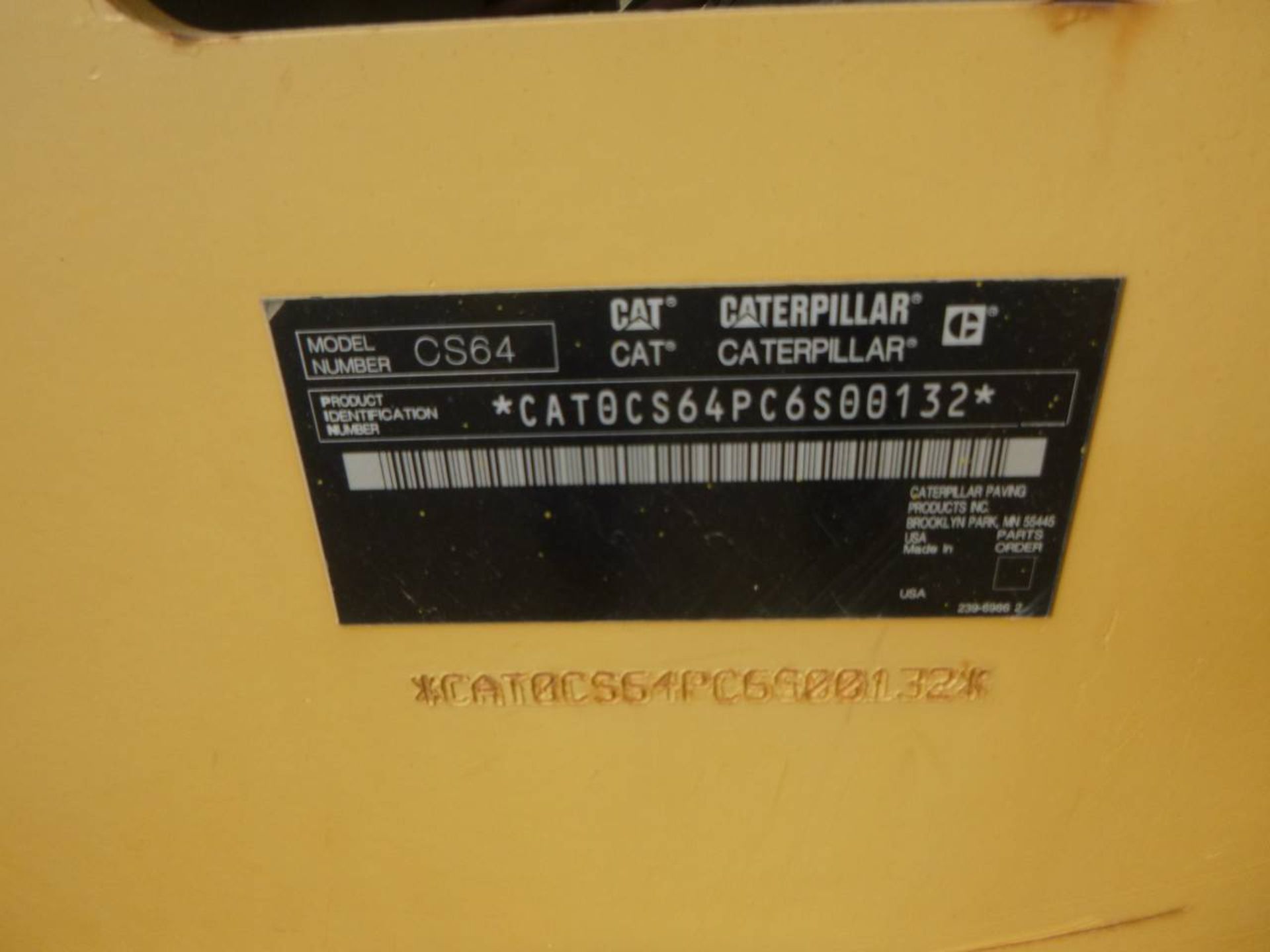 2011 Caterpillar CS64 Compactor - Image 9 of 9