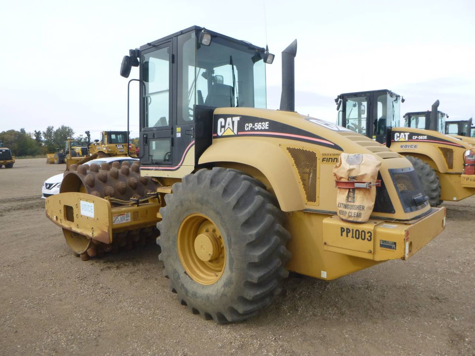 2006 Caterpillar CP-563E Compactor - Image 4 of 9