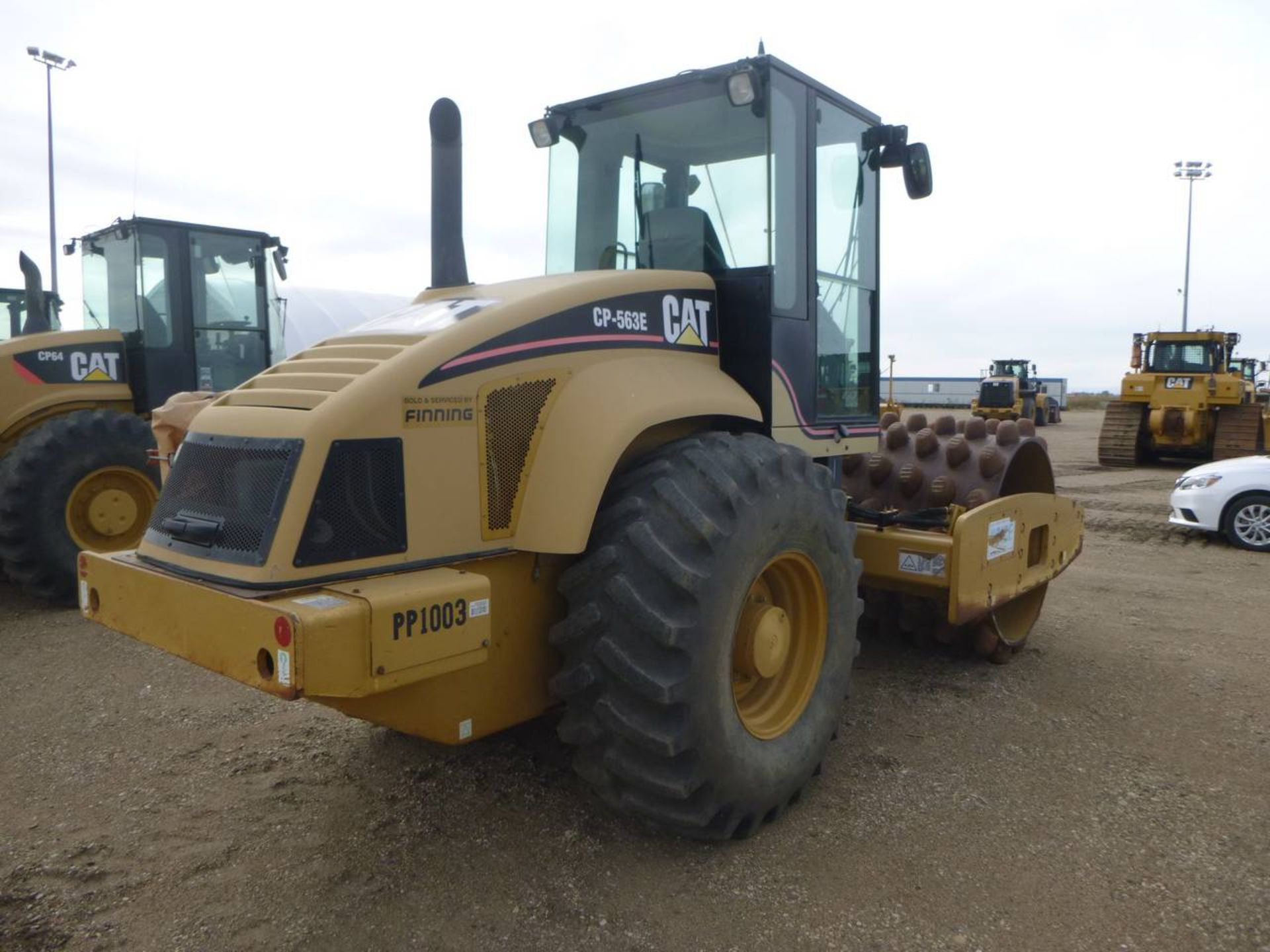 2006 Caterpillar CP-563E Compactor - Image 3 of 9