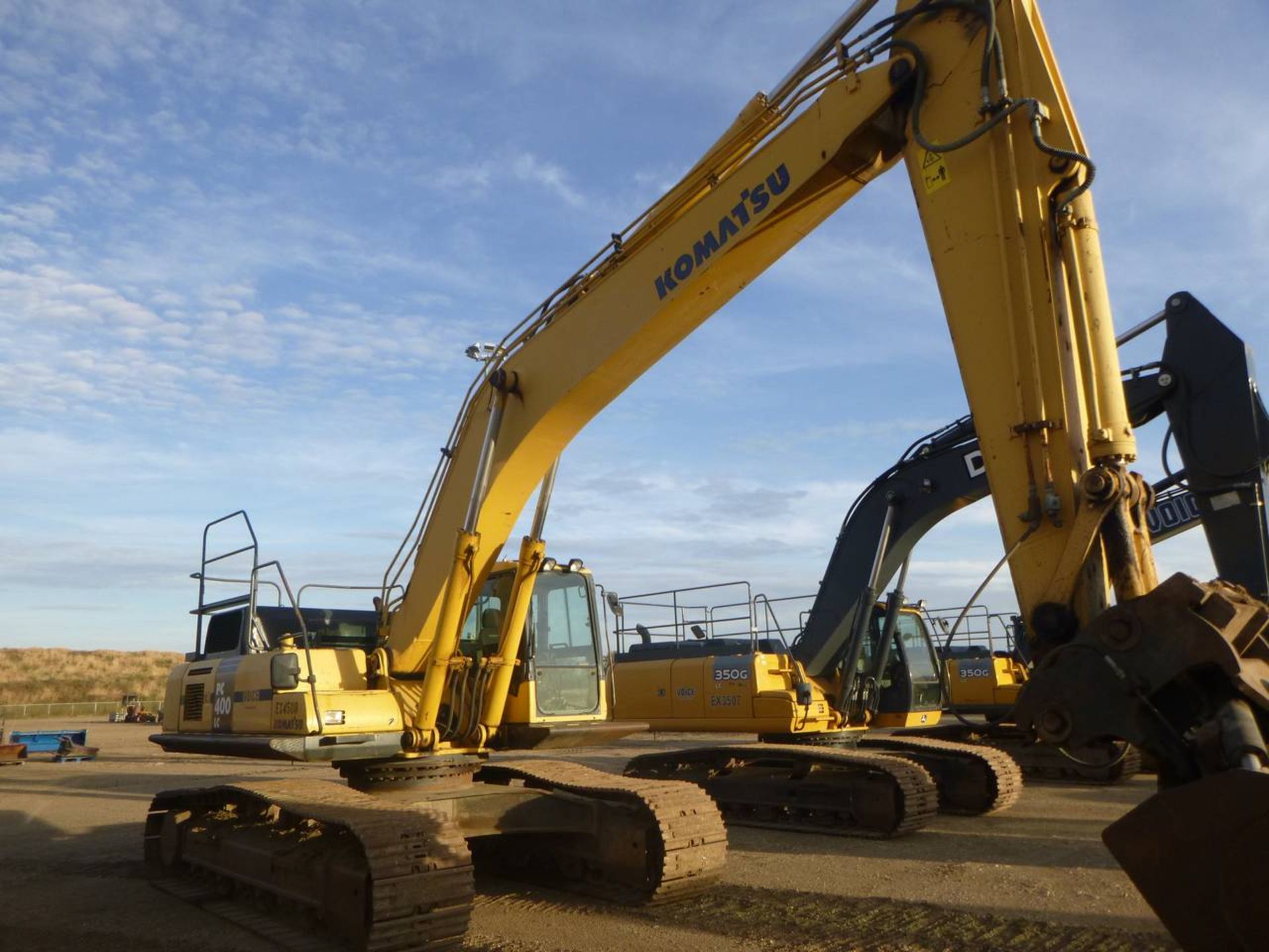 2006 Komatsu PC400LC-7EO Excavator - Image 2 of 13