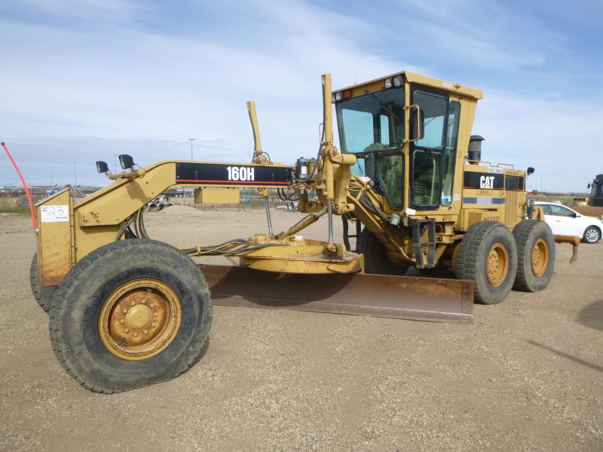 1995 Caterpillar 160H Grader