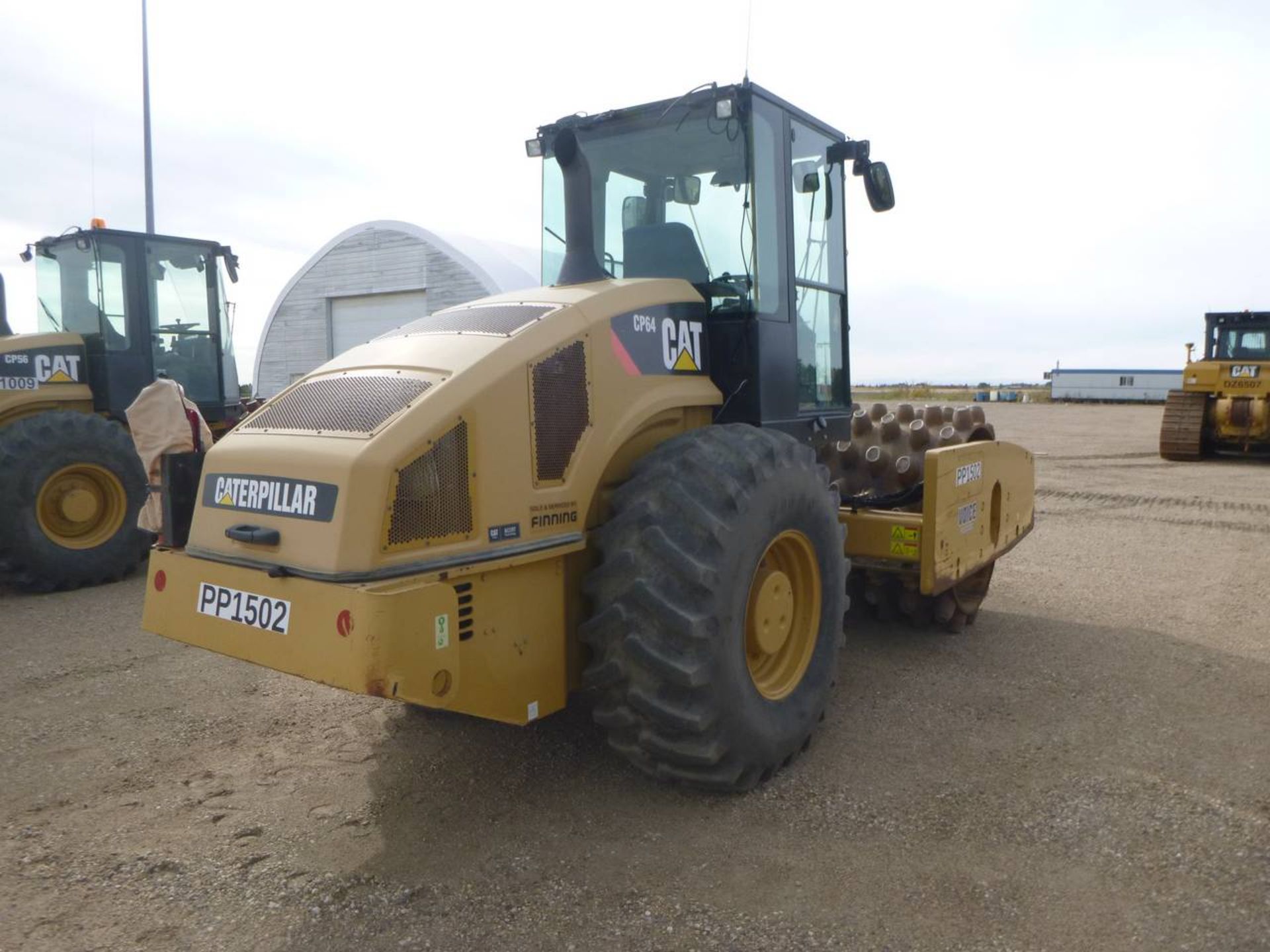 2009 Caterpillar CP64 Compactor - Image 3 of 9