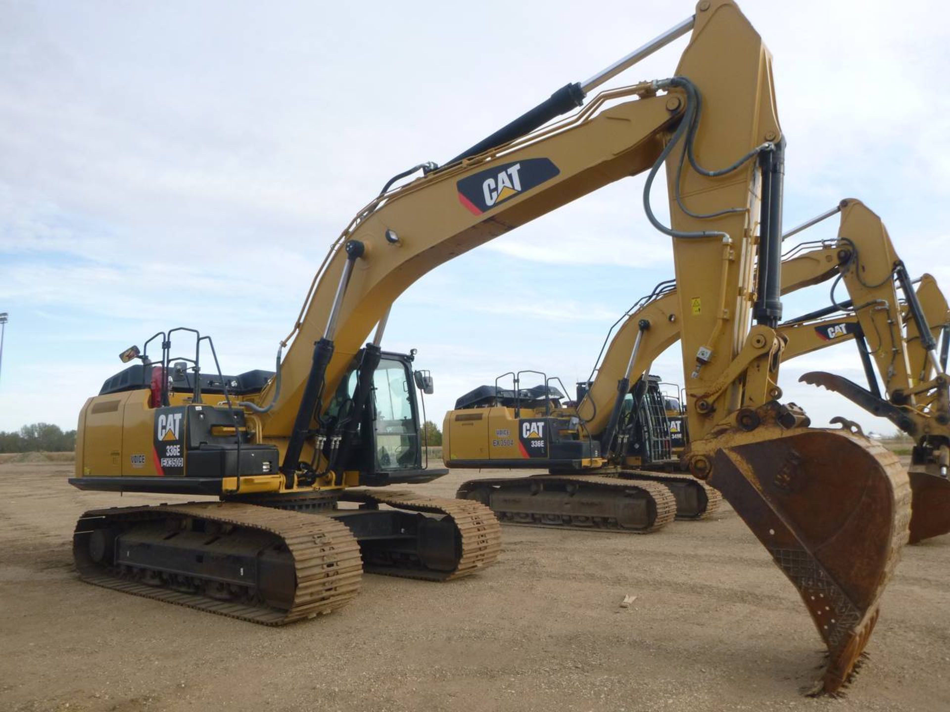 2013 Caterpillar 336ELH Excavator - Image 2 of 11