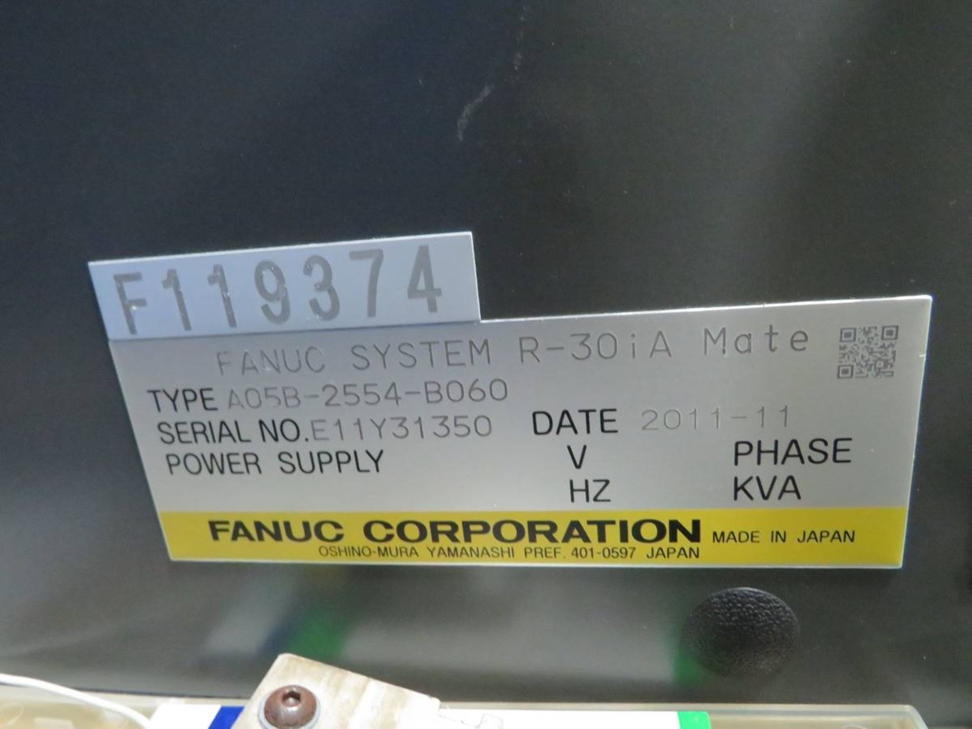 2011 Fanuc Arc Mate 50iC 5L Welding Robot Cell - Image 4 of 8