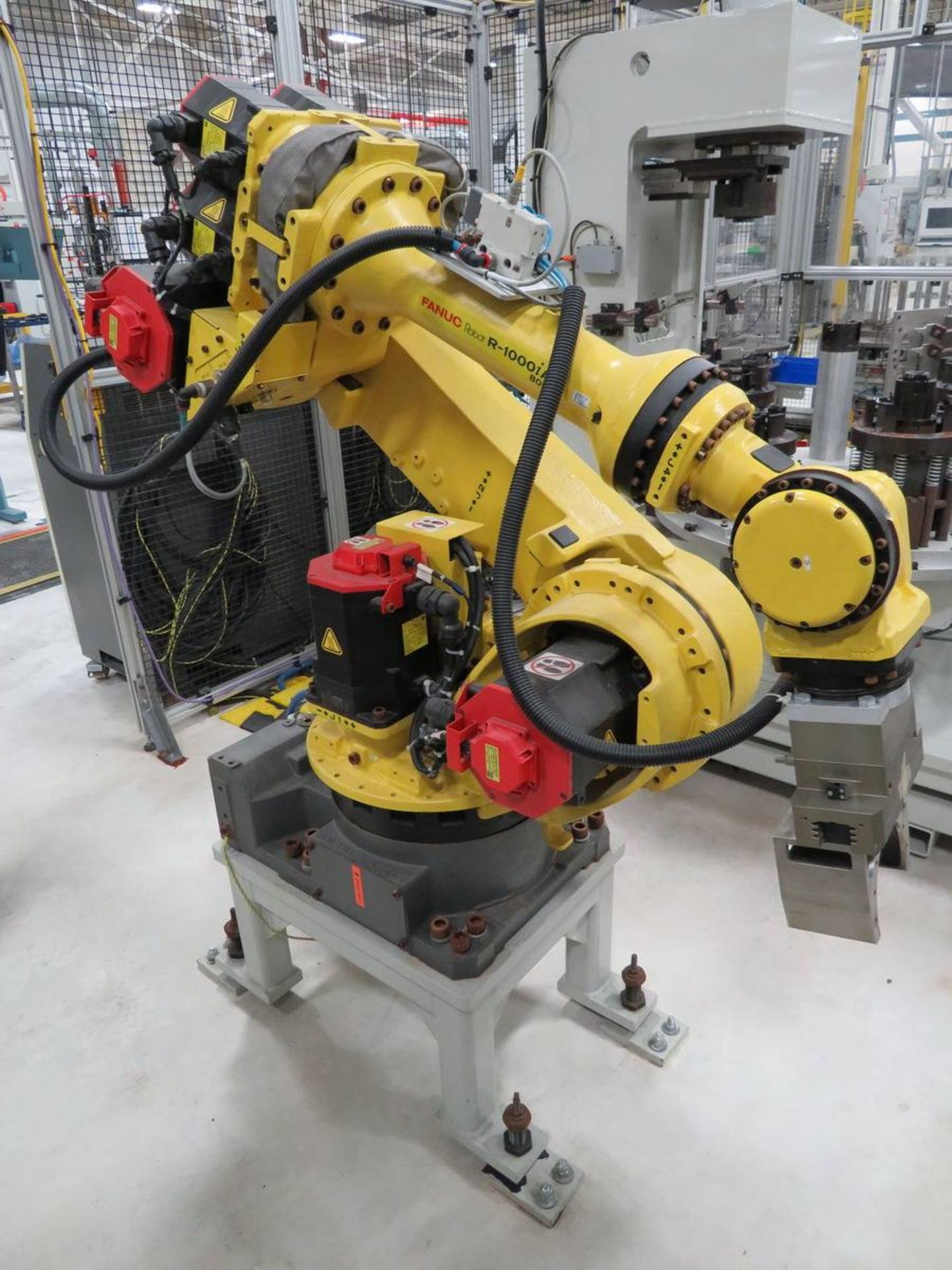 2011 Fanuc R-1000iA/80F Servo Robot