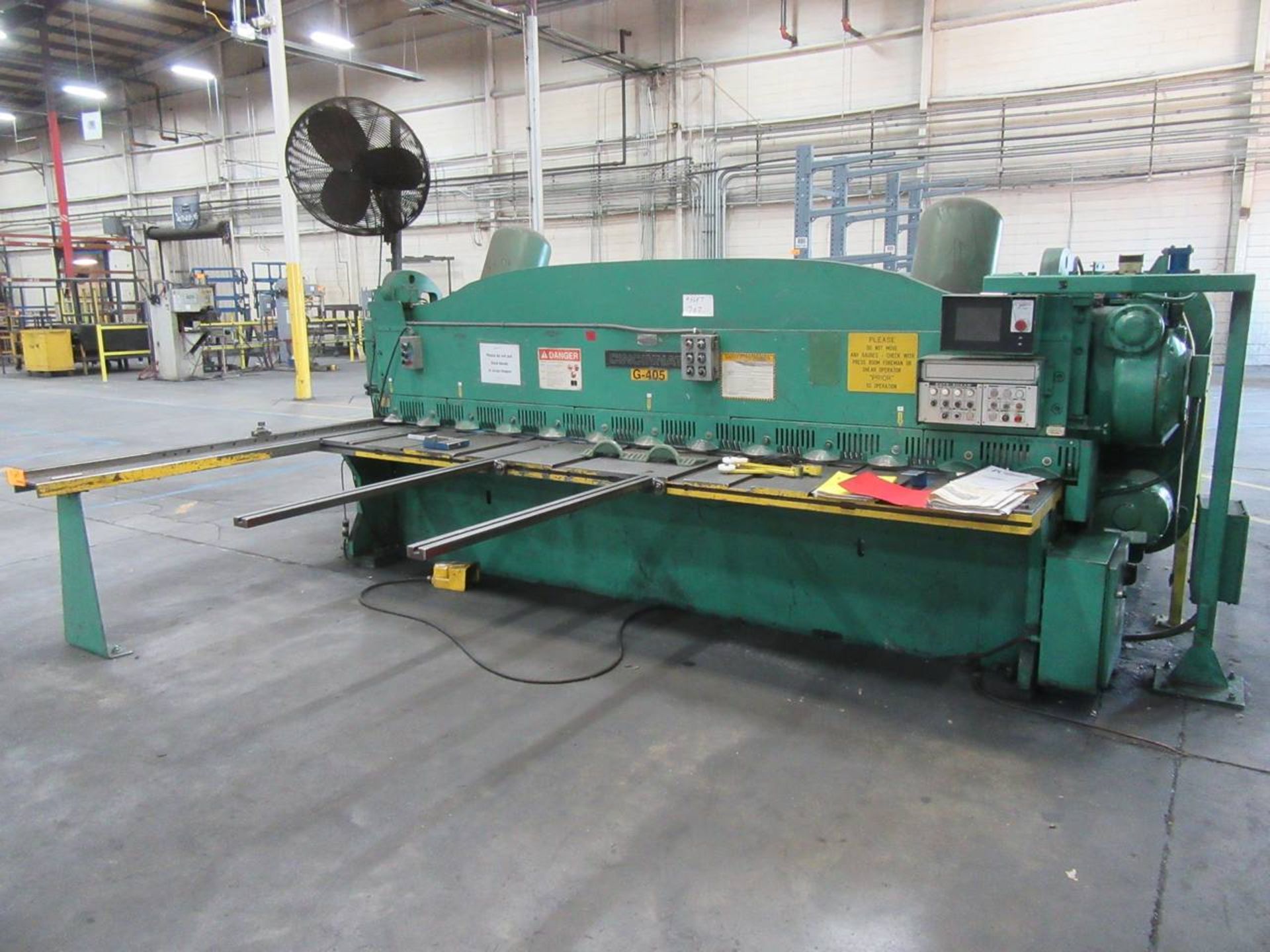 Cincinnati 1812G 12' x 1/4" Mechanical Squaring Shear - Image 2 of 5