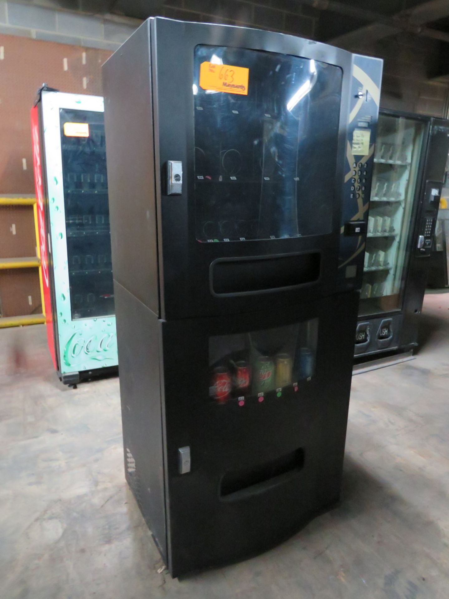 Beverage Vending Machine [Loc: Dresden]