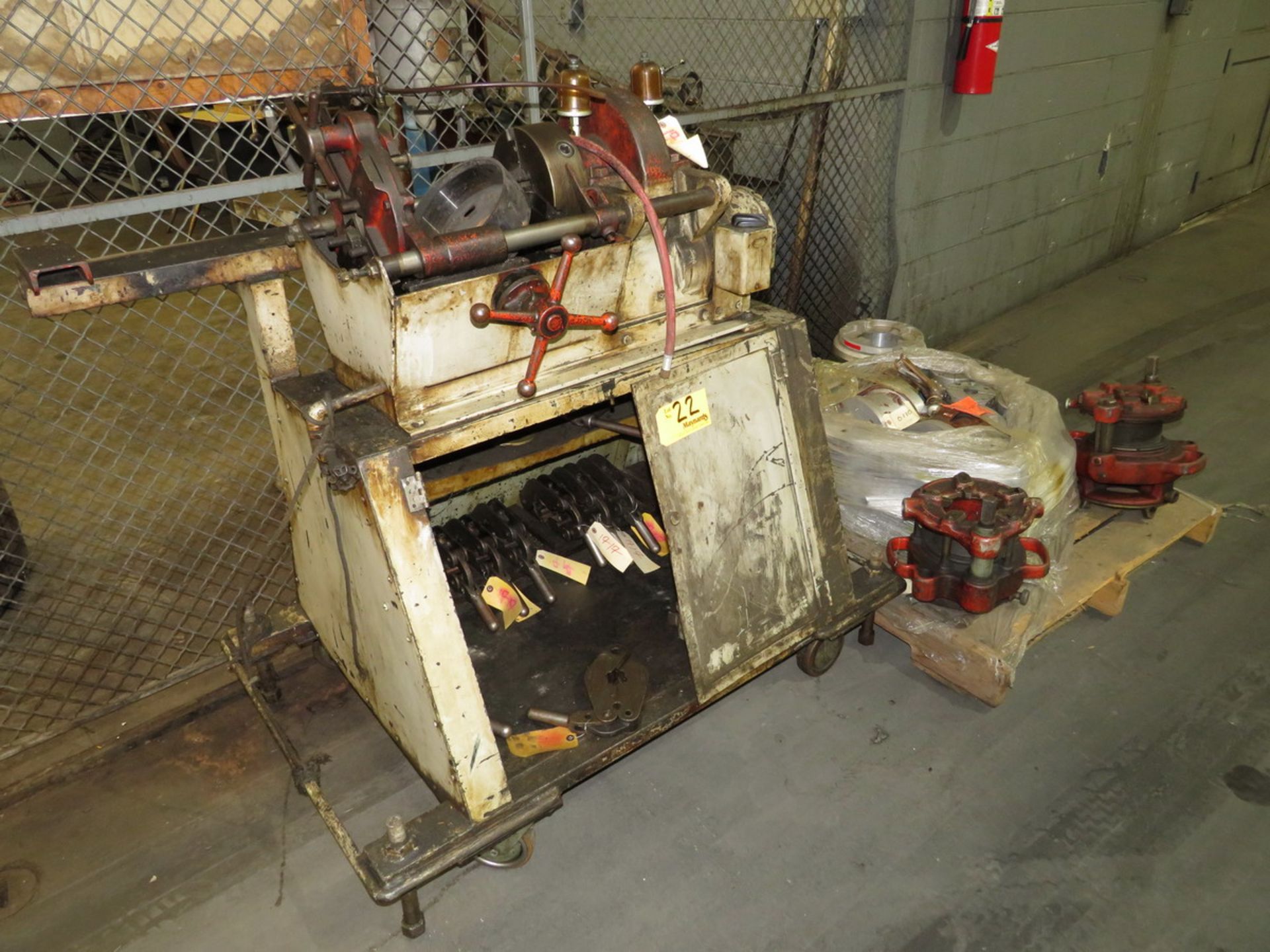 Toledo Electric Pipe Threader with 8" 3-Jaw Chuck, Assorted Dies [Loc: Church Hill] - Image 2 of 6