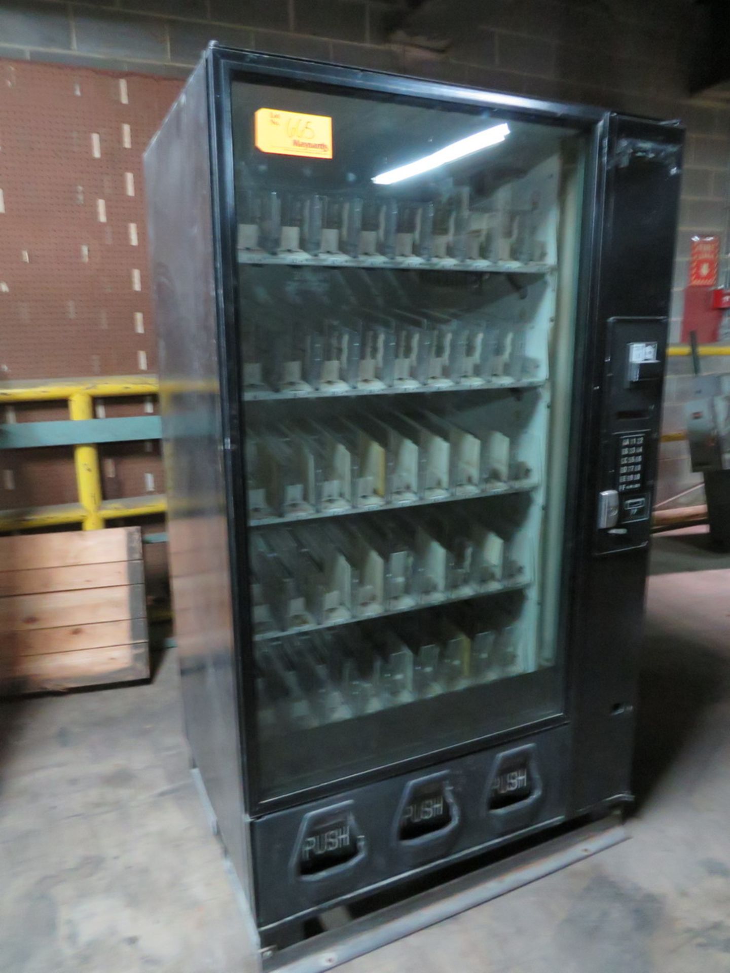 Beverage Vending Machine [Loc: Dresden]