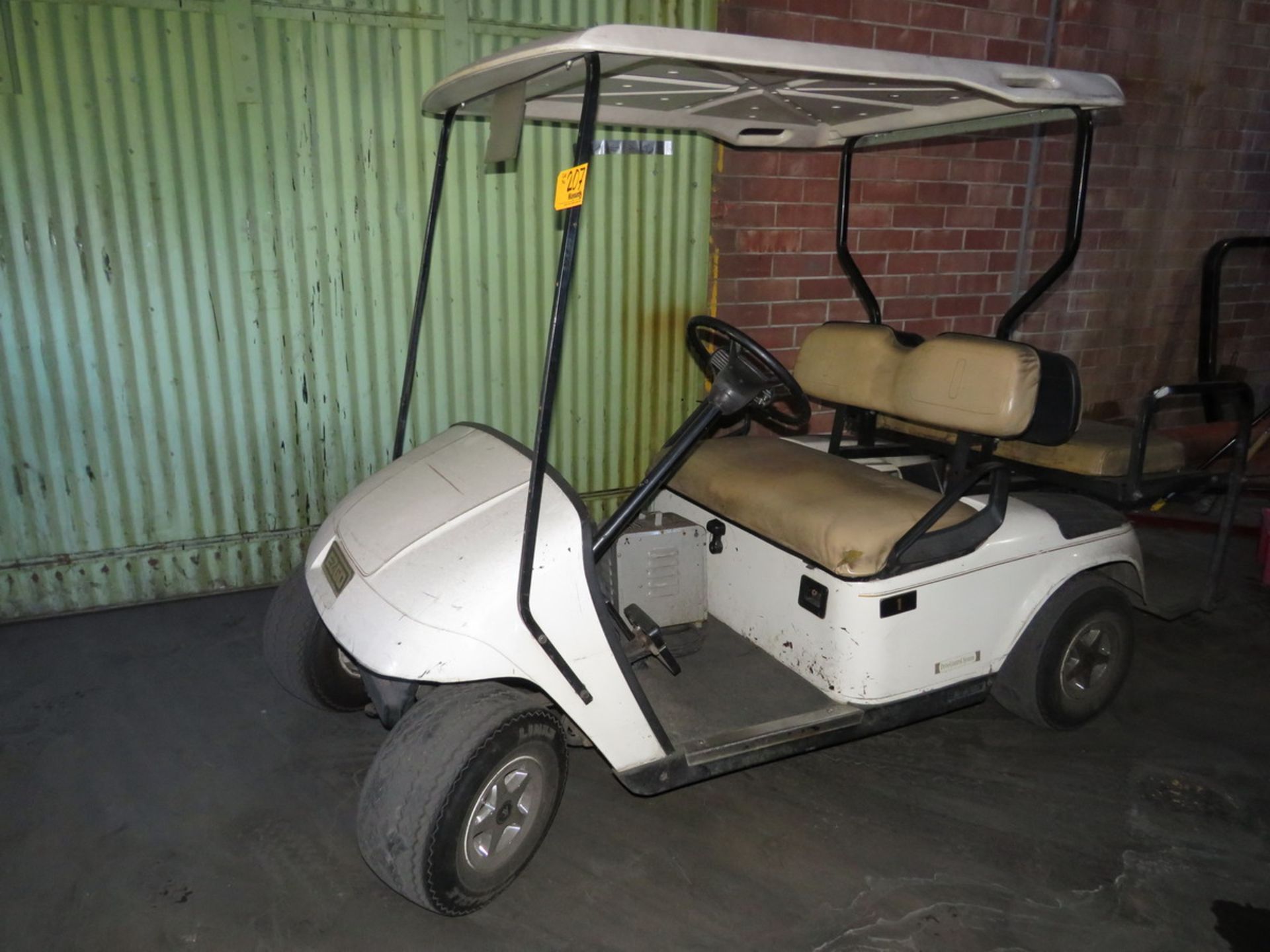 EZ-GO Electric Golf Cart with Battery Charger [Loc: Church Hill]