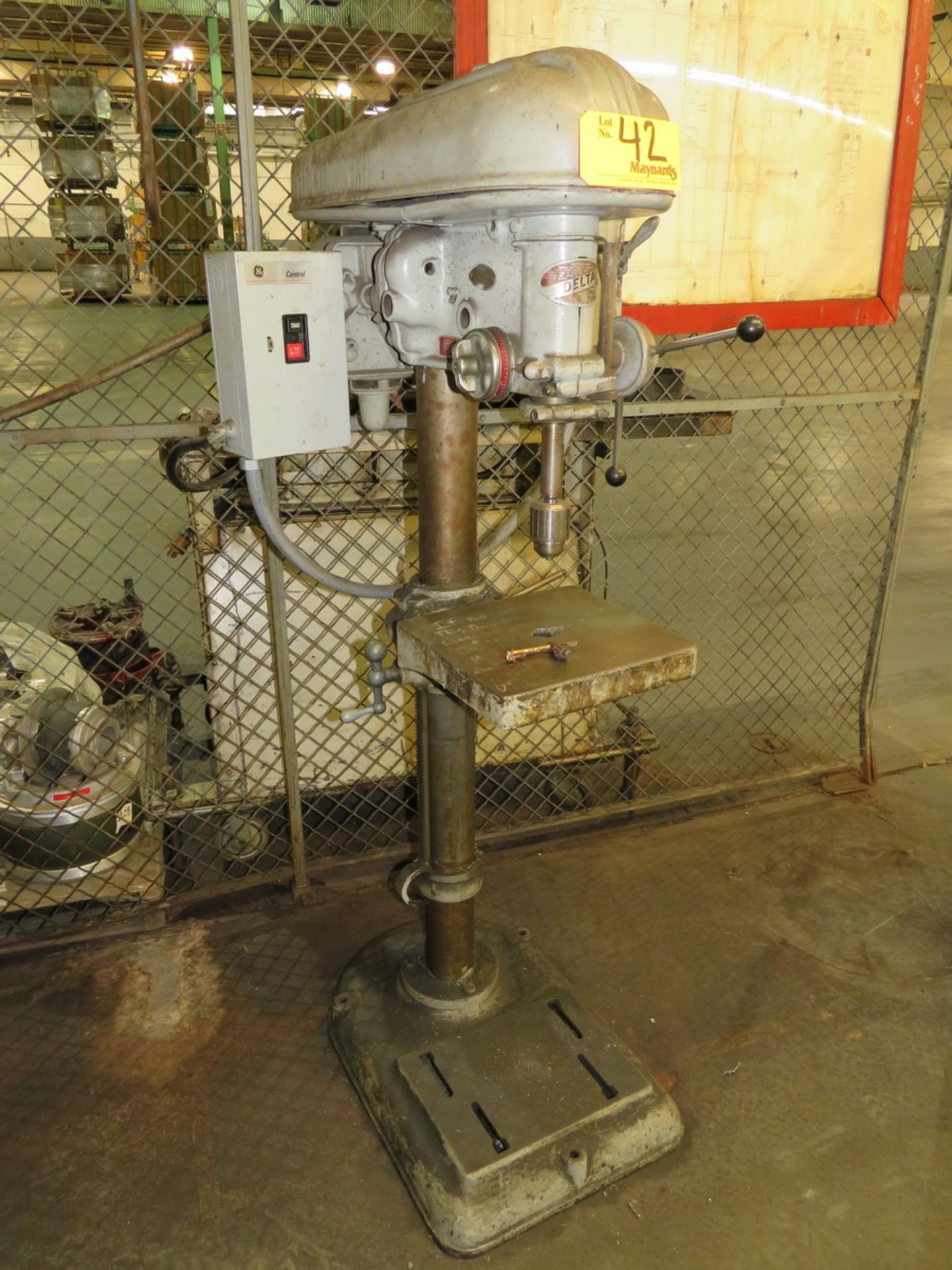 Delta Drill Press 3/8" Chuck, 5" Stroke, 8" Throat, 11" Square Table [Loc: Church Hill]