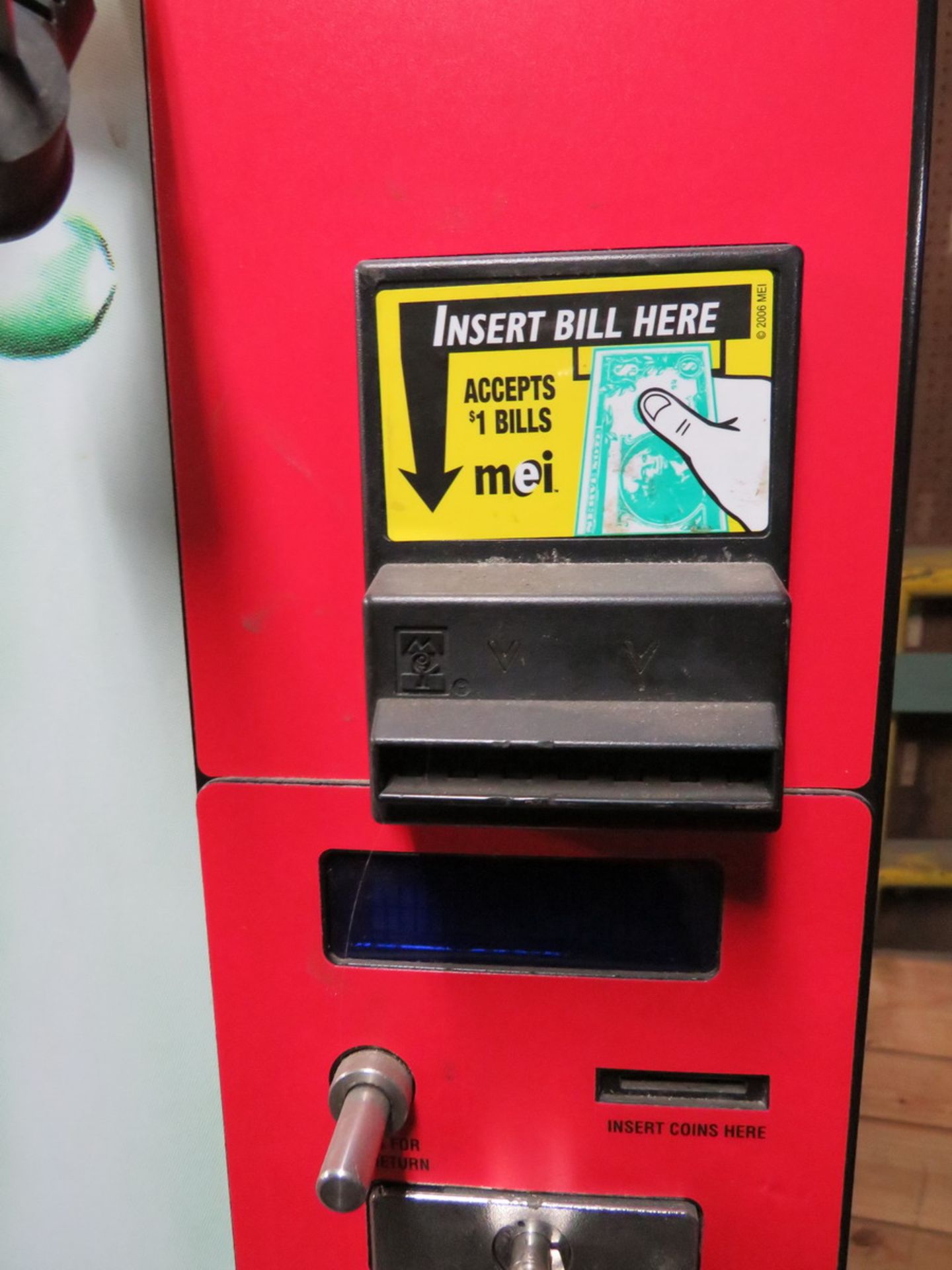 Beverage Vending Machine [Loc: Dresden] - Image 2 of 2