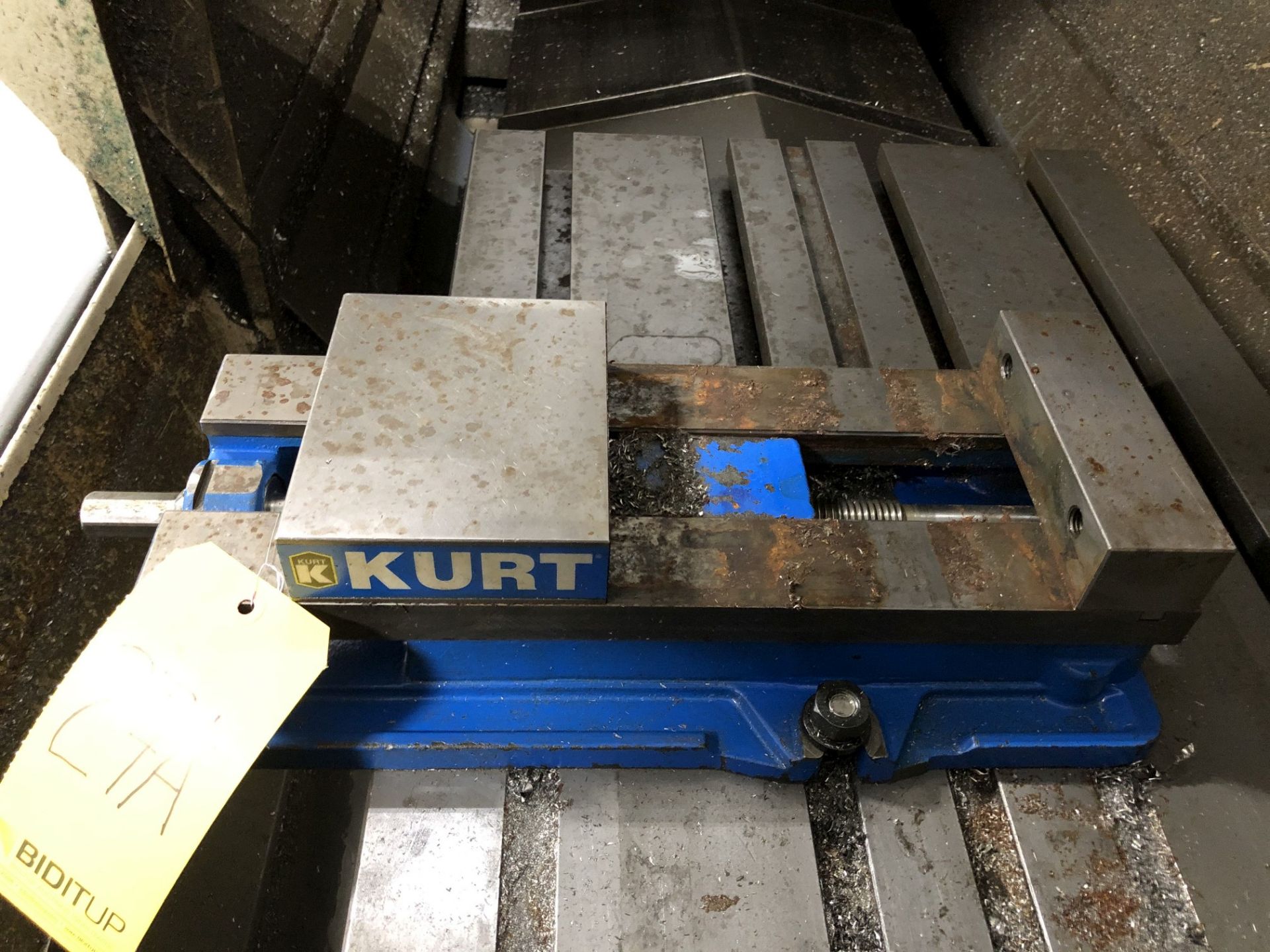 Kurt 6" Machine Vise, Model D688 - Image 2 of 3