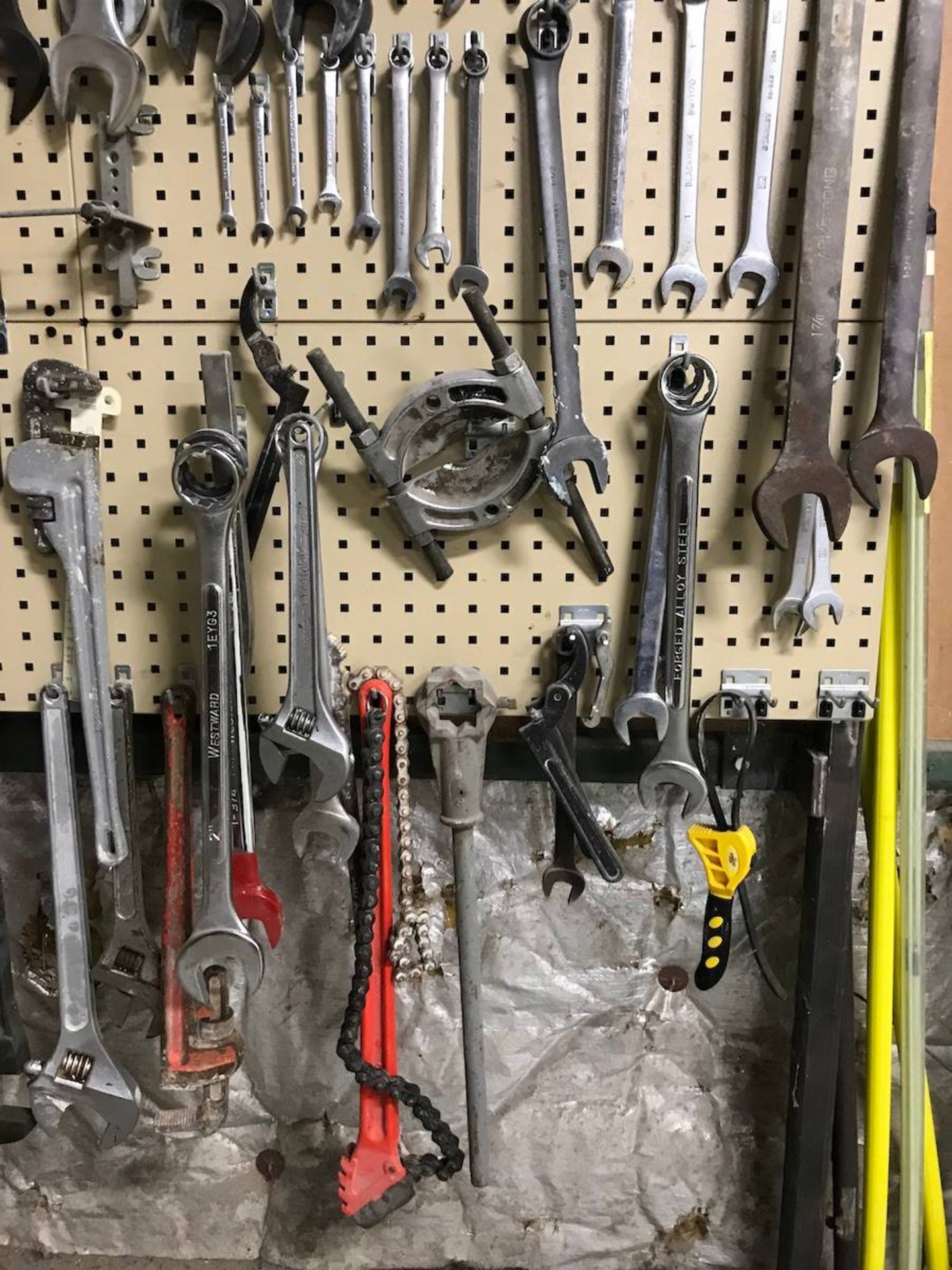 Lot of Assorted Hand Tools - Image 4 of 5