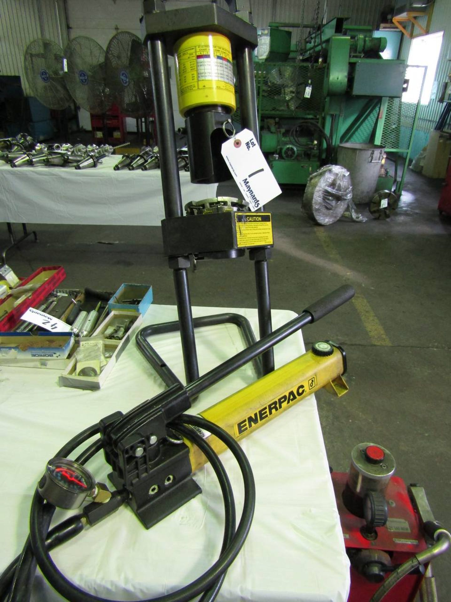 Enerpac/KerryKrimp P392/82C-080 Hydrualic hand pump