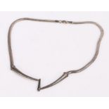 Silver necklace, with zig-zag central section, on a mesh necklace, 16.5g