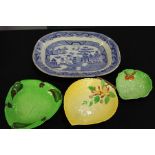 Carlton Ware, to include two green and one yellow leafed dishes, also together with a blue and white