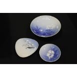 Copenhagen porcelain circular dish with foliate decoration, smaller similar Royal Copenhagen dish,