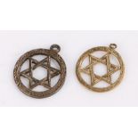 9 carat gold star of David pendant, white metal star of David pendant, gold 0.9g (2)