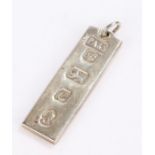 Silver ingot pendant, Queen Elizabreth II silver jubilee 1977, 15.3g