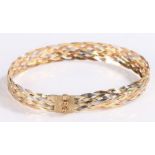 9 carat gold mesh bracelet, 3.9g