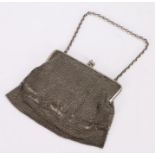 Early 20th Century silver mesh evening purse, import marks for Goldsmiths and silversmiths company
