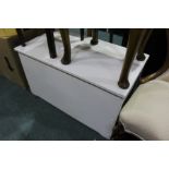 White painted pine blanket box, 85.5cm wide
