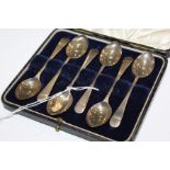 Set of six George V silver teaspoons, Birmingham 1925, maker W H Haseler Ltd, housed in a fitted