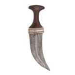 Late 19th/early 20th century Middle Eastern Janbiya, double edged curved steel blade with carved