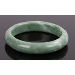 Chinese jade bangle, 80mm diameter