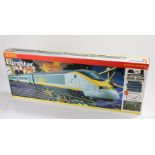 Hornby OO gauge R1013 Eurostar electric train set, consisting of Eurostar 323 power driving unit and