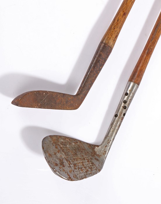 Golf clubs, to include an 8 iron Gibson's Stan Maxwell and a Manton and Co Calcutta putter, (2)