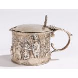 Edward VII silver mustard pot and cover, Chester 1901, maker George Nathan & Ridley Hayes, with