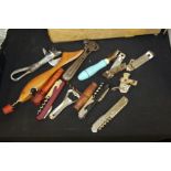 Collection of bottle and tin openers, (qty)