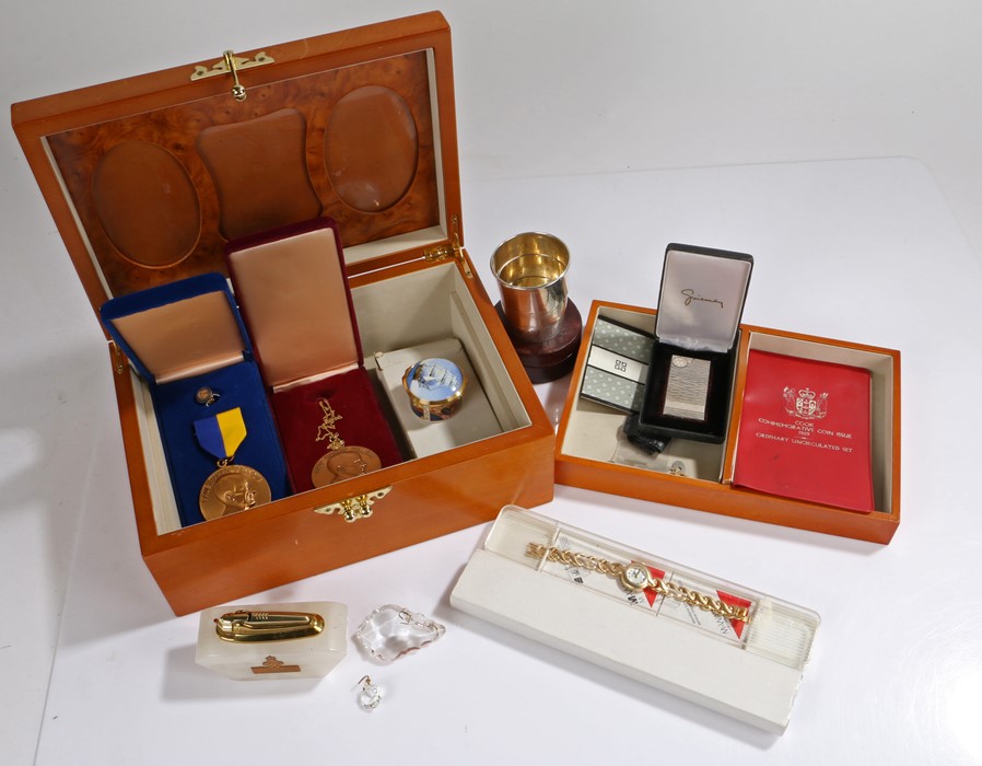 Works of art, to include Royal Worcester Nelson collection pill pot and cover, Rotary medal and